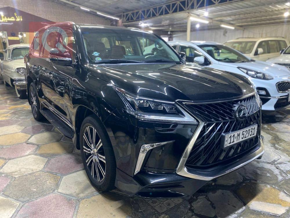 Lexus LX